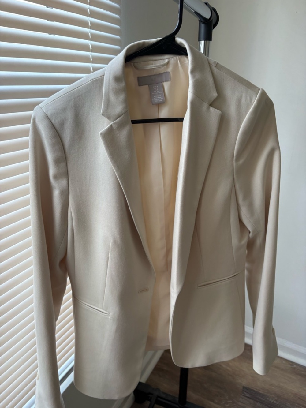 H&M Cream Tailored Blazer